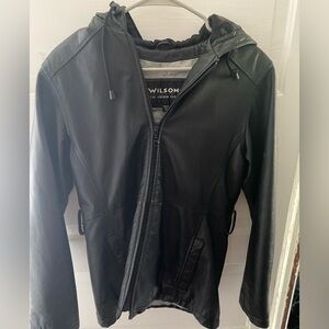 Size small condition is good it missing the belt that goes to it